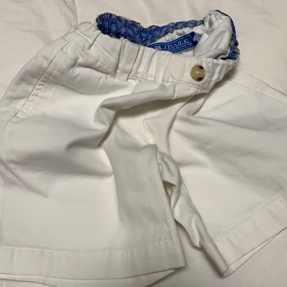 Boys J Bailey shorts size 4T